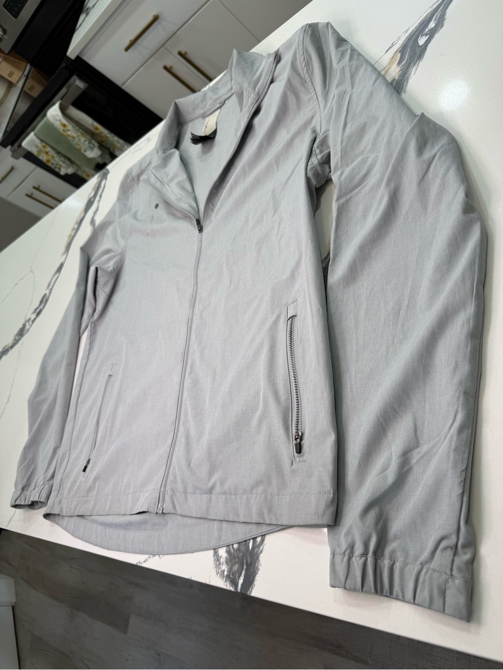 Vuori Venture Track Jacket Mens Large Platinum Gray Full Zip Lightweight V536
